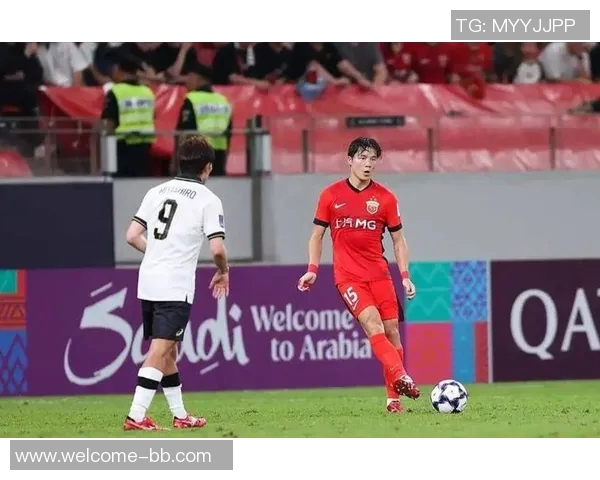 海港队后卫短缺李昂贺惯离队对球队影响深远