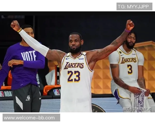 快船新赛季主场球迷墙区域季票仅需495美元每场平均票价仅12美元